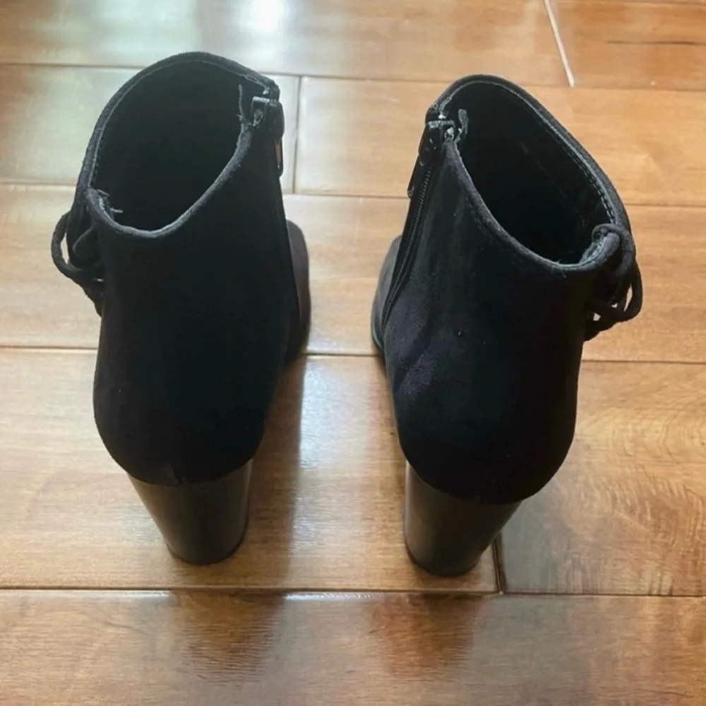 MAKE AN OFFER🩷 SODA Open Toe Booties - Picture 6 of 8